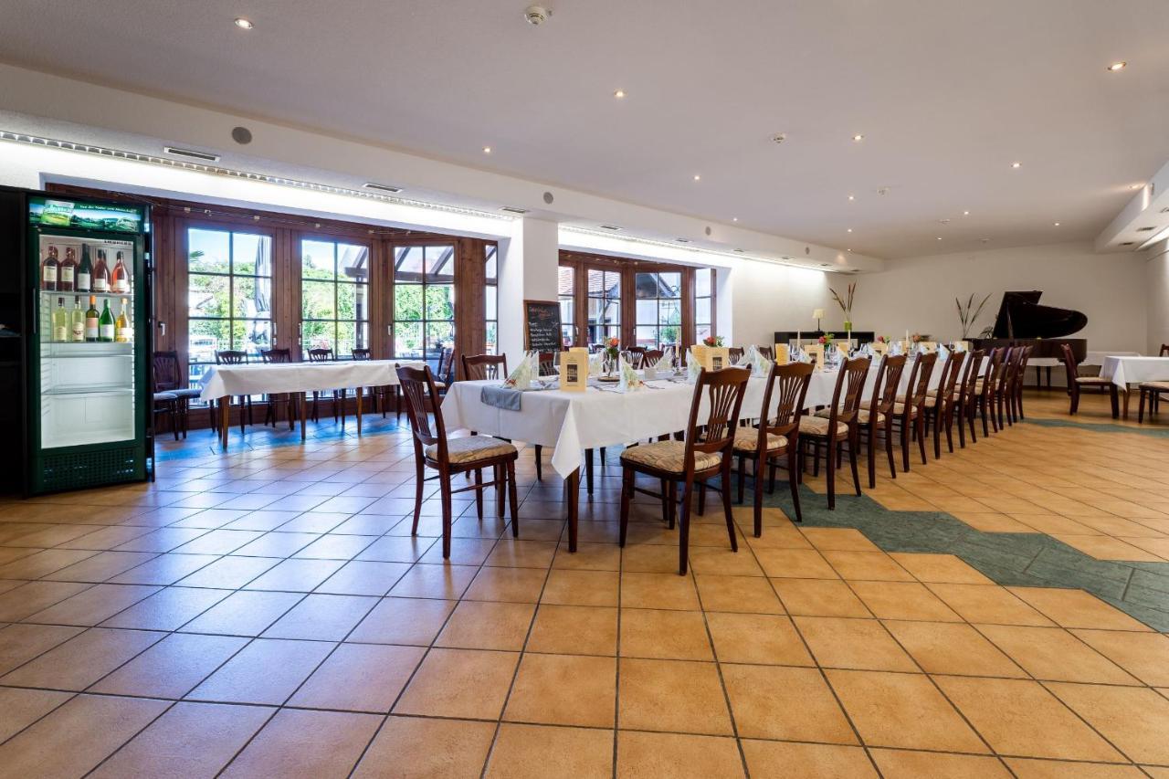Hotel Reussischer Hof Schmölln Extérieur photo
