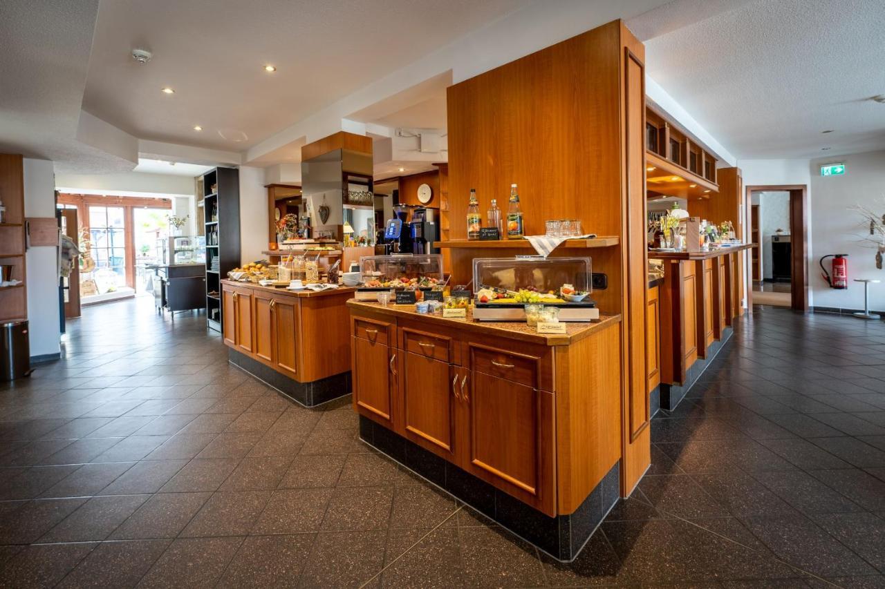 Hotel Reussischer Hof Schmölln Extérieur photo