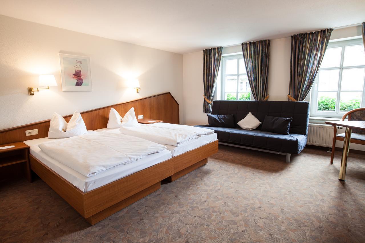 Hotel Reussischer Hof Schmölln Extérieur photo